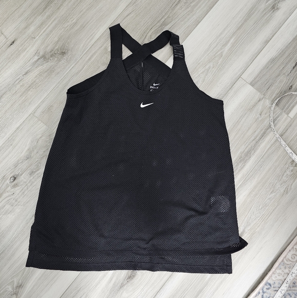 Nike Tops - Nike Women's Black Mesh Tank Top Sz S
